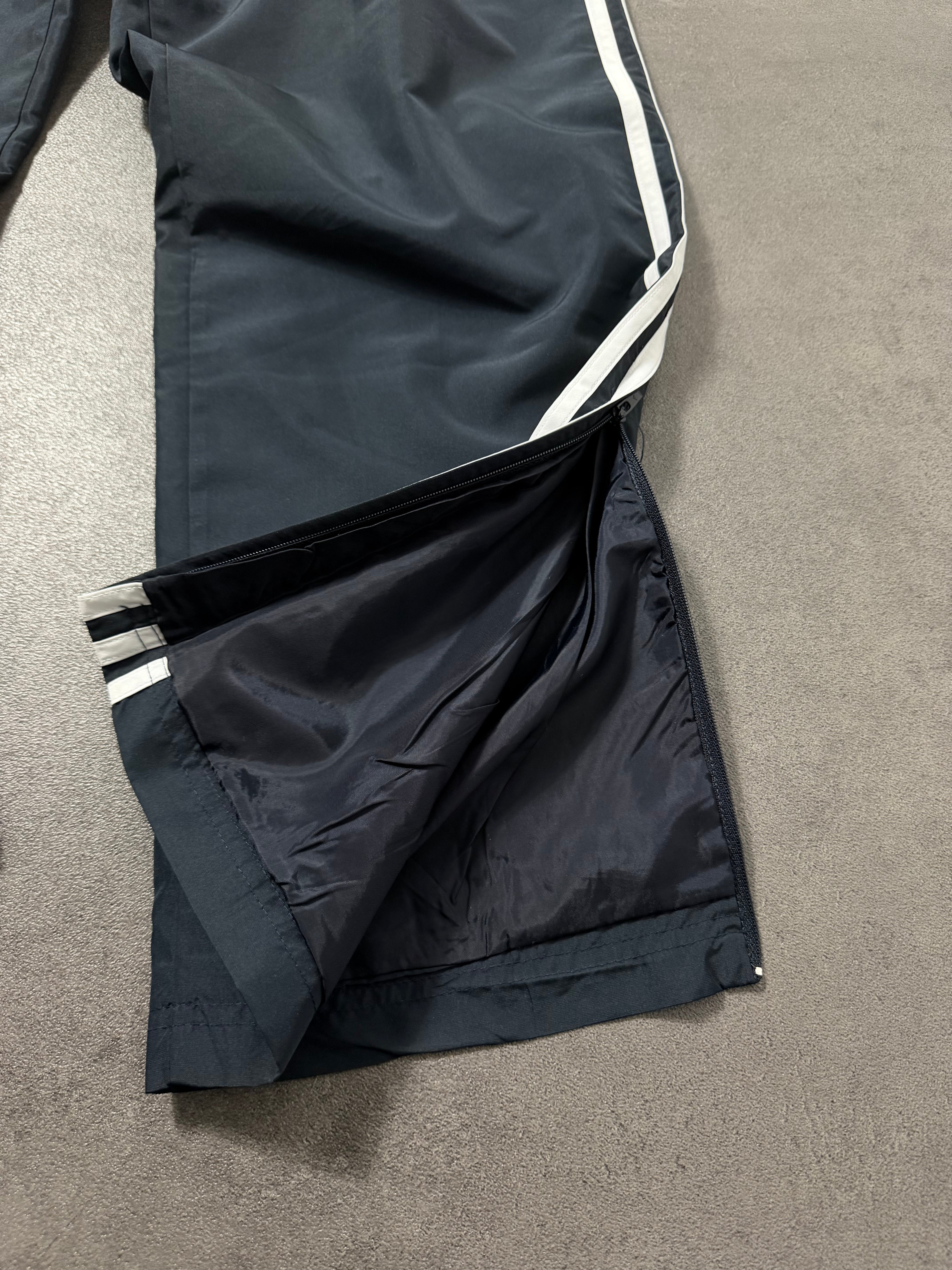 FC Bayern x Adidas Tracksuit (XL)
