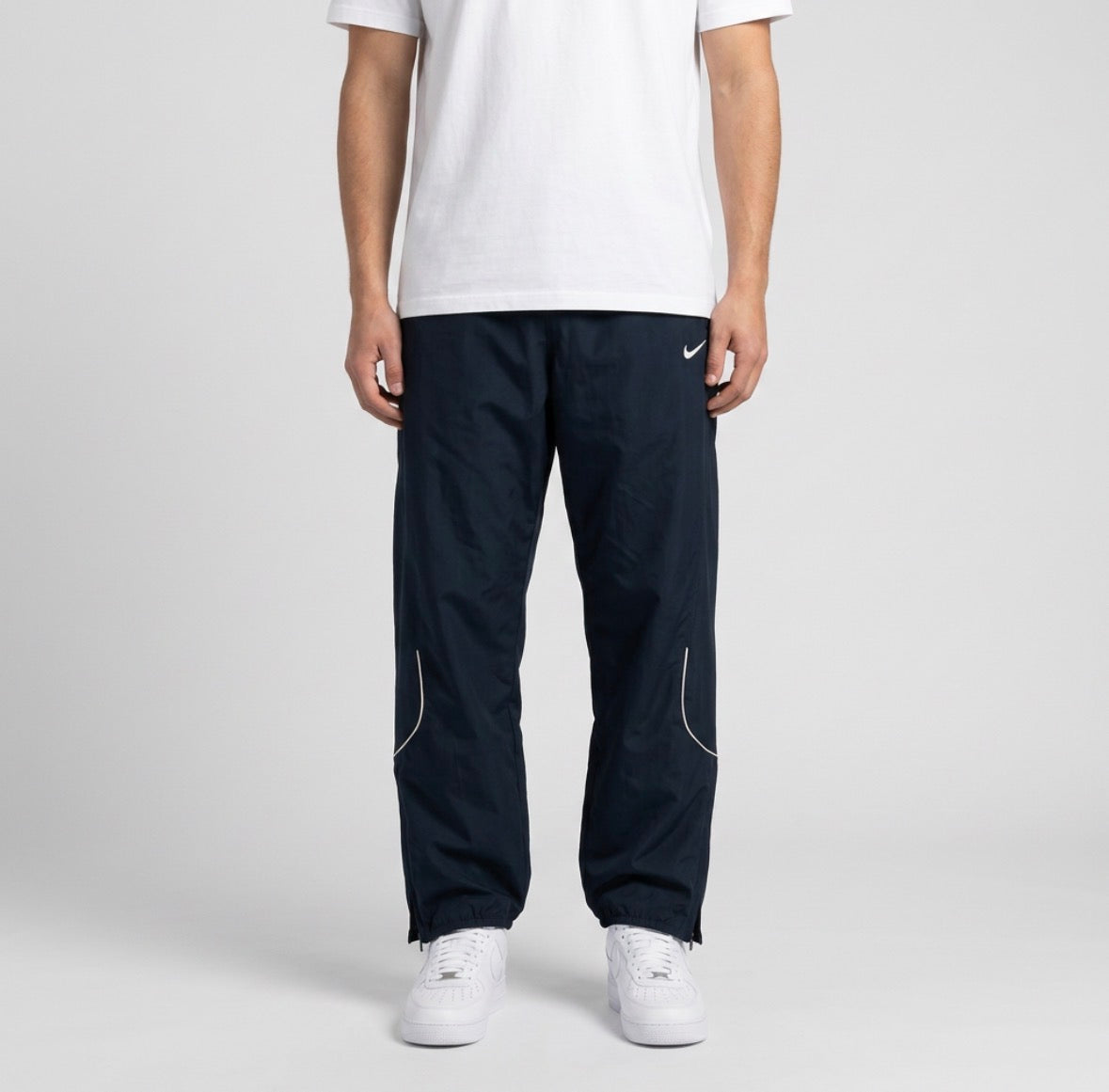 Nike Trackpants (XL)