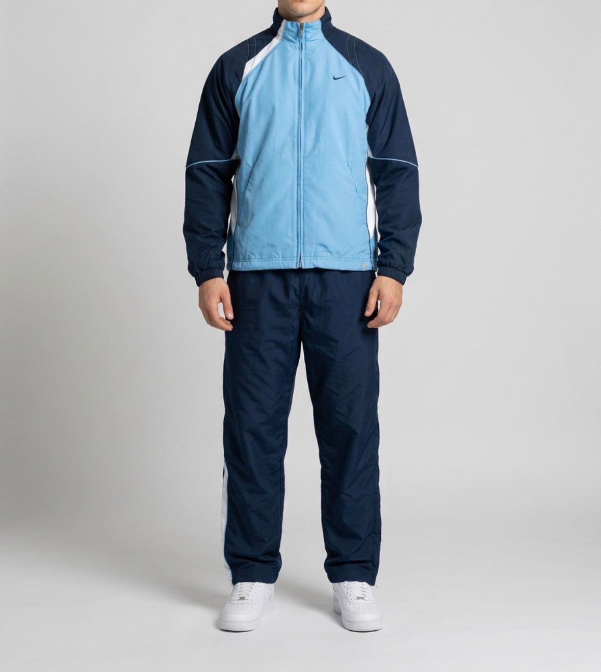 Nike Tracksuit (M)