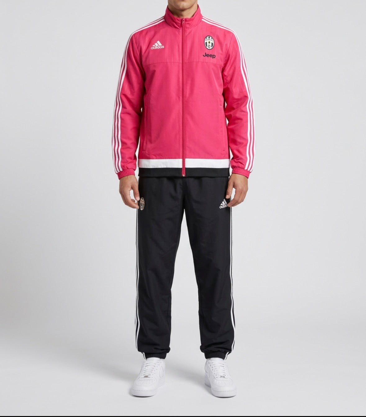 Juventus x Adidas Tracksuit (M)