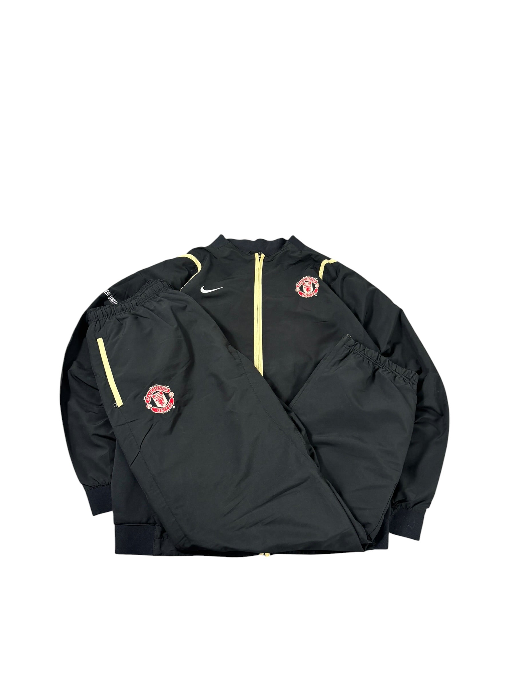 Manchester United x Nike Tracksuit (L)