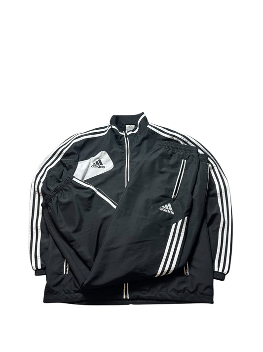 Adidas Tracksuit (L)